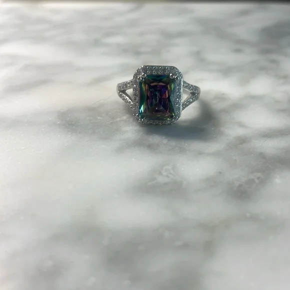 Large Mystic Topaz gemstone ring size 7 - Picture 1 of 10